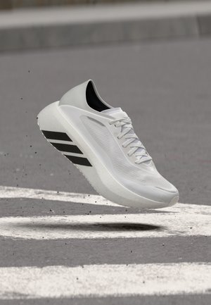 adidas Performance, HYPERBOOST RUN W - Обувки за бягане по асфалт - ftwr white/core black/core black