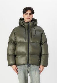 LOW LIGHTS STUDIOS® LYNX PUFFER JACKET UNISEX - Ziemas jaka - khaki