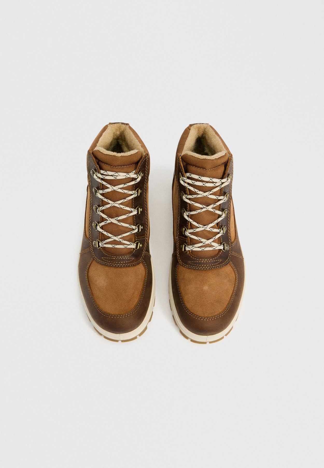 Schnürstiefelette