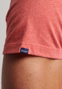 Superdry & Co VINTAGE LOGO - T-shirts print - coral marl
