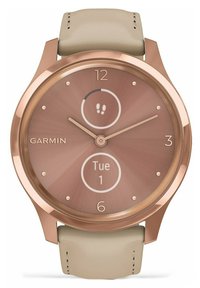 Orologio Garmin con cassa in metallo rosa dorato, cinturino in pelle beige, quadrante tondo, dial marrone spazzolato e display digitale che mostra la data e il conteggio dei passi.