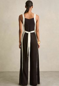 Reiss REGULAR FIT - SALMA - BLOCK WIDE-LEG - Jumpsuit - chocolate cream