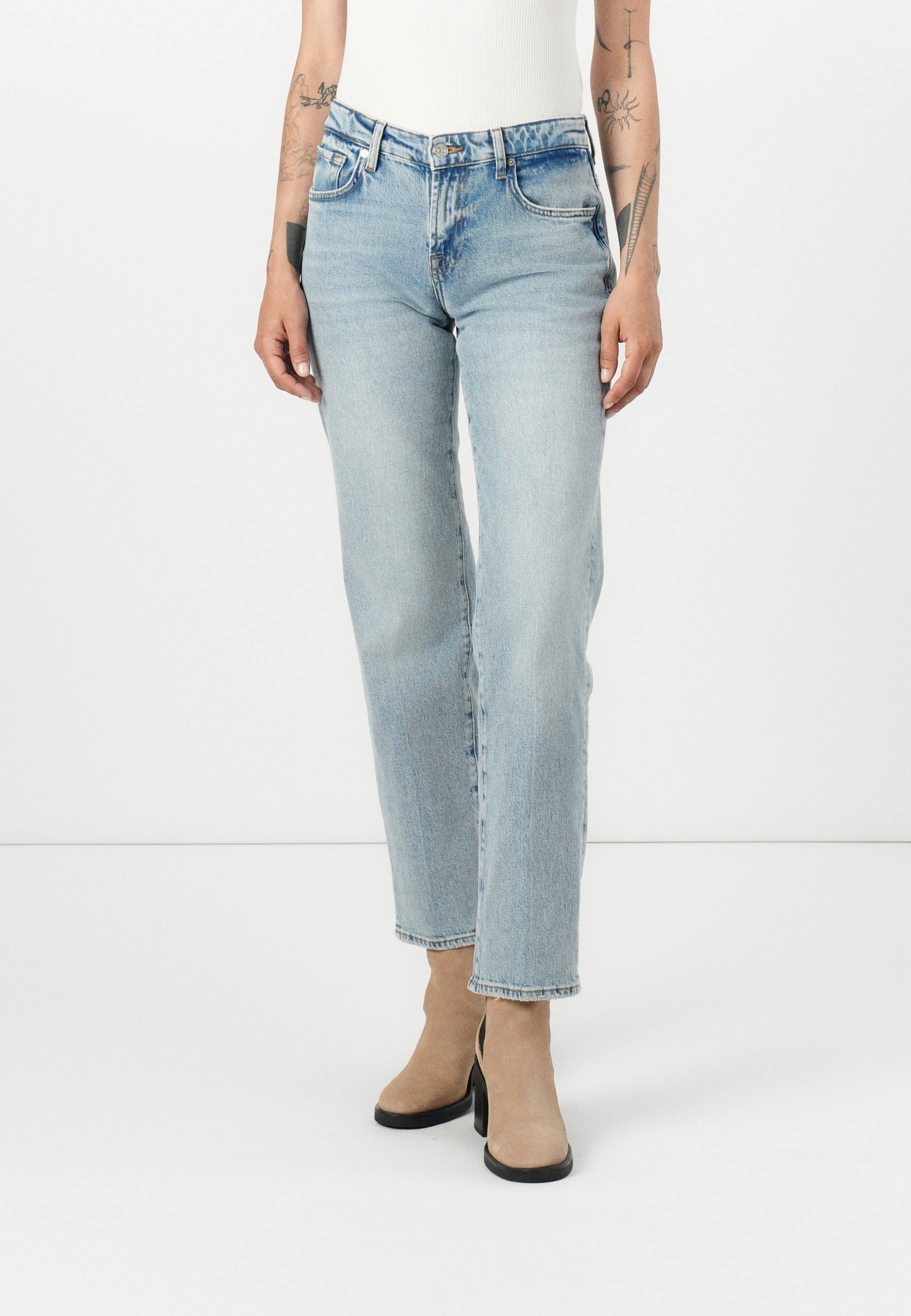 デニム・ジーパン 7 For All Mankind SS25 'Calie' jeans (7U518A91 U7CSC) MANKIND Calie Straight in Ode To | 7 For All Mankind