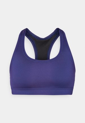 Vijolična atletska športna modrček z dizajnom racerback in teksturirano črno mrežasto ploščo na hrbtni strani. Gladko blago in šivani šivi.