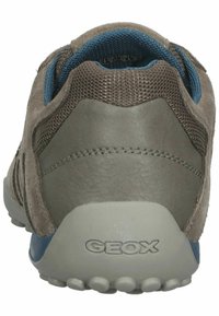 Geox Sneakersy niskie