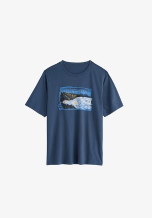 Seasalt Cornwall, SEASALT CORNWALL MIDWATCH T-SHIRT - Nyomott mintás póló - hidden beach squall