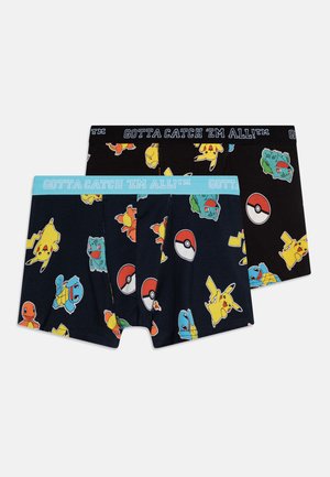 Set de boxeri din bumbac, cu două designuri: unul bleumarin cu personaje Pokémon și altul negru cu Poké Balls, ambele având brâie contrastante.