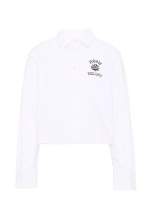 Biała krótka koszula z długim rękawem, guzikami, kołnierzem i czarnym logo "MSGM Milano" po lewej stronie klatki piersiowej.