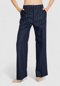 Rinascimento CFC - Pantaloni - blue