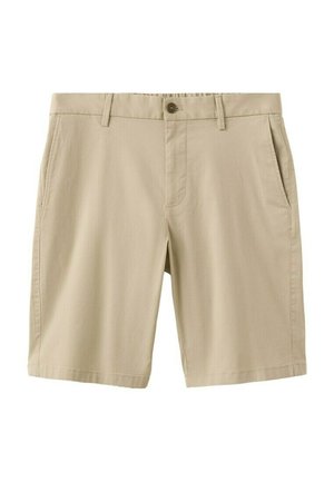 Shorts beige pour homme longueur genou avec bouton devant, fermeture éclair, passants pour ceinture et poches latérales inclinées.