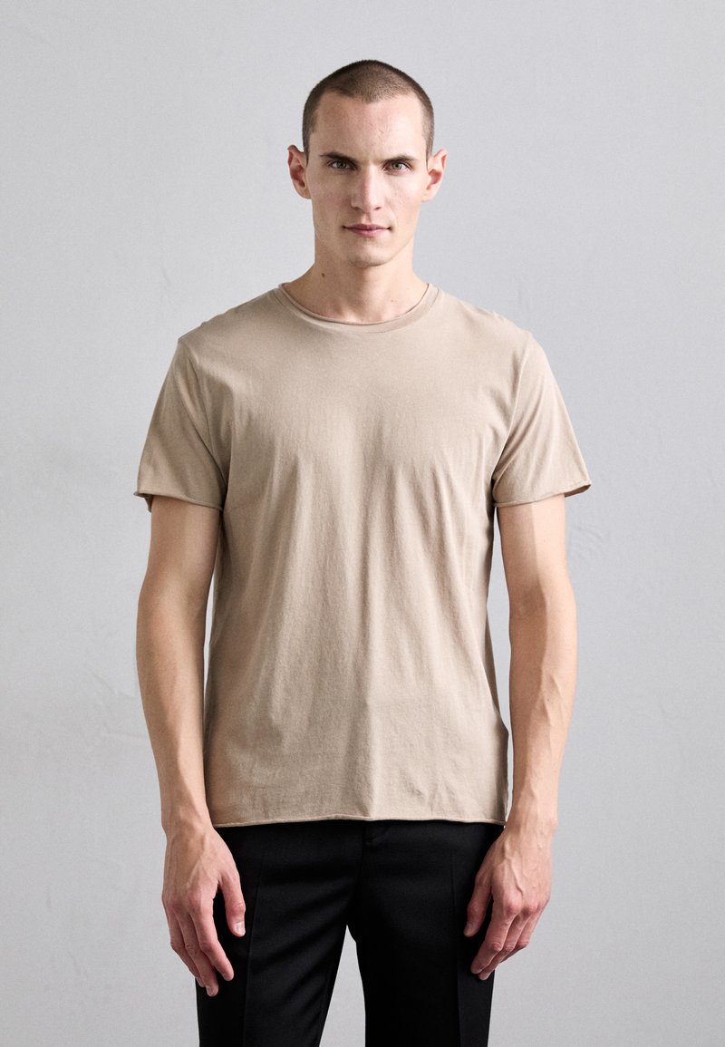 Filippa K ROLL NECK TEE - Jednoduché tričko - faded khaki