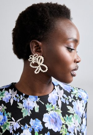 EARRINGS - Kõrvarõngad - gold-coloured