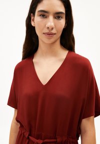 ARMEDANGELS MAAHALIA - Freizeitkleid - dark crimson