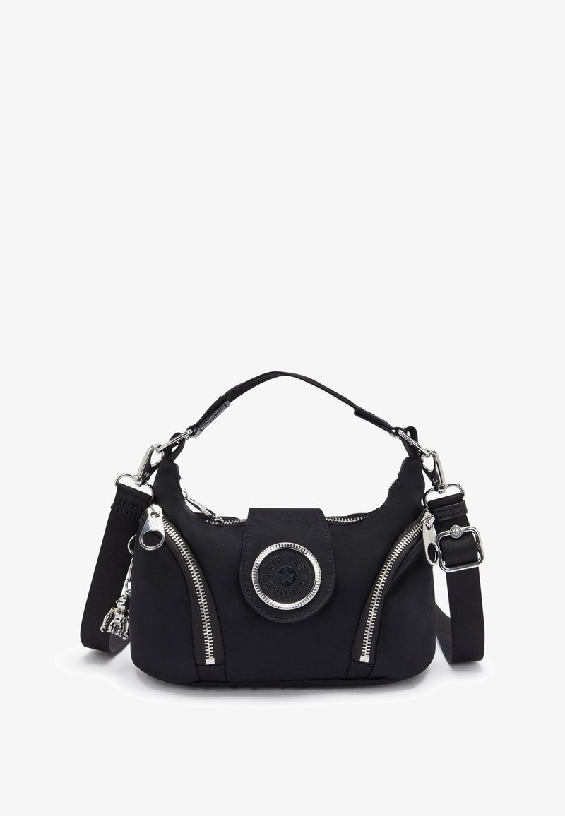 Borsa nera con doppie tasche con zip, chiusura centrale a scatto, dettagli metallici e tracolla staccabile. Materiale morbido, forma arrotondata.