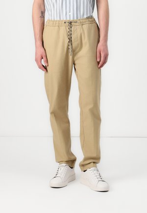 AXEL - Pantalon classique - desert mud