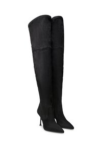 Stivali neri sopra il ginocchio in morbida suede, con punta affilata e tacco alto slim. Texture liscia con dettagli di cucitura minimi.