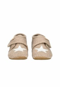 Beżowe kapcie z białym haftem w kształcie gwiazdy, wykonane z miękkiego materiału o teksturowanej powierzchni, z pojedynczym paskiem na rzep zapewniającym bezpieczne zapięcie.