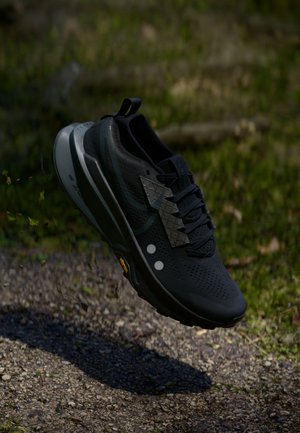 ZOOMX ZEGAMA 2 - Zapatillas de trail running - black/brown/metallic platinum-coloured/anthracite