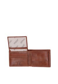 Bruine leren portemonnee met een textuurfinish, voorzien van meerdere kaartsleuven en een flap voor een ID, gevoerd met beige stof en een patroonlogo.