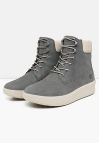Timberland Kotníkové boty na platformě - grey