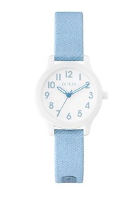 Reloj blanco con una esfera redonda, agujas de hora y minuto azules, y correa de tela azul claro. Los números grandes del 1 al 12 están mostrados en la esfera.