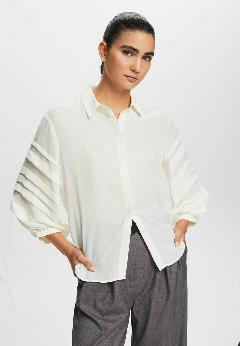 ESPRIT Camicia da donna in Verde Chiaro | ABOUT YOU