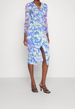 Pouzdrové šaty - lilac