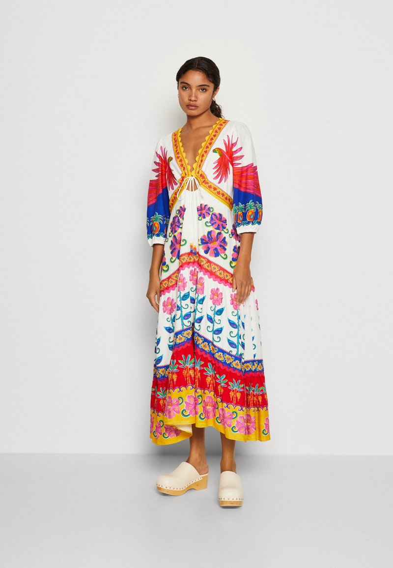 Farm Rio VIVID GARDEN DRESS - Freizeitkleid - off-white/mehrfarbig ...