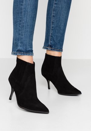 Ankle Boot - black