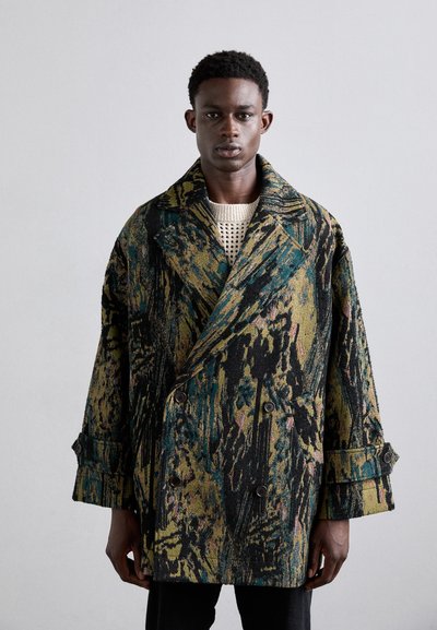 Henrik Vibskov DIMOUT COAT UNISEX - Puspaltis - shadow bouquet