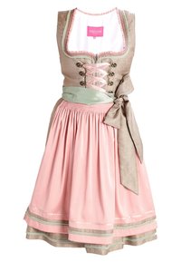 Robe dirndl traditionnelle sans manches avec une jupe rose, un corsage beige à motifs, un décolleté rose à lacets et une ceinture verte nouée en nœud à la taille.