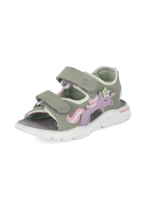 Zielona sandal dziecięca z odkrytymi palcami, różową dekoracją jednorożca i dwoma regulowanymi paskami na rzep na białym tle.