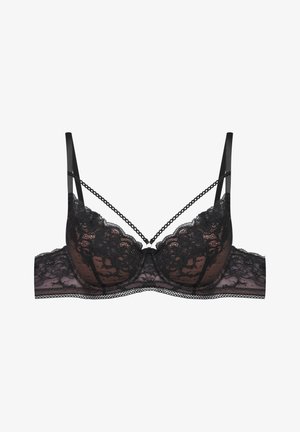 Schwarzer Spitzen-BH mit filigranen Blumenmustern, transparenter Unterlage, verstellbaren Trägern und einer dekorativen Kettendetail zwischen den Cups.