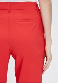Betty Barclay Chinos - red