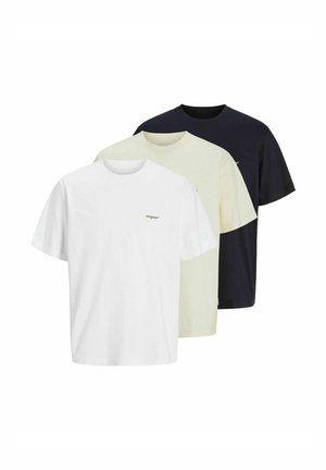 Drei T-Shirts gestapelt: weiß, hellbeige und navyblau. Kurze Ärmel, runde Ausschnitte, aus Baumwolle, jeweils mit einem kleinen Logo auf der Vorderseite.