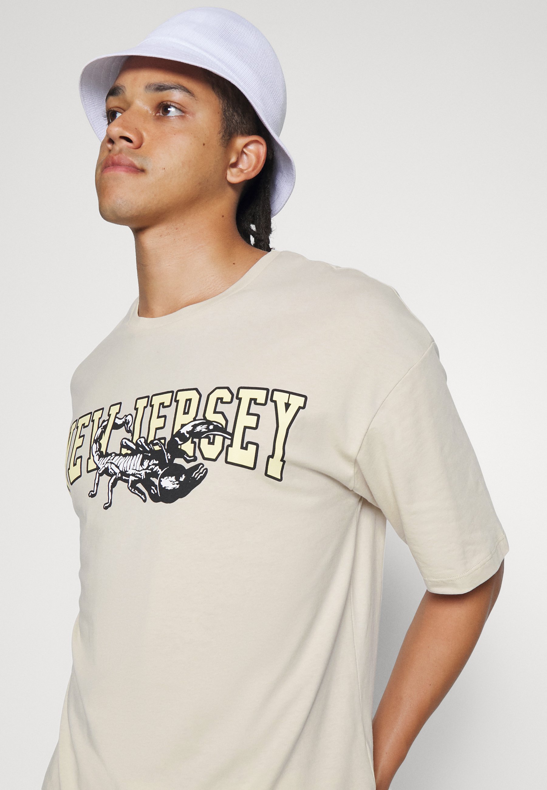 oatmeal nike crew neck