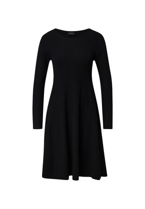 Robe noire à manches longues côtelées, corsage ajusté avec une jupe évasée. Encolure ronde, texture douce, longueur genoux, design simple sans motifs ni accents.