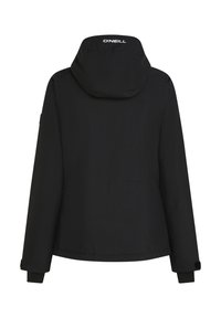 Zwarte jas met capuchon, gemaakt van gladde stof. Bevat gestikte naden, elastische manchetten en een logo op de achterkant van de hals.