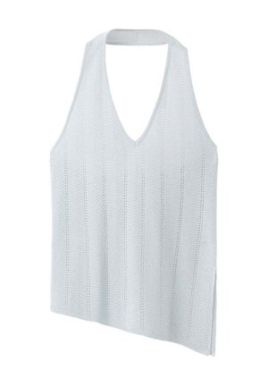 Haut sans manches blanc en maille avec un décolleté en V profond et un ourlet asymétrique sur fond blanc.
