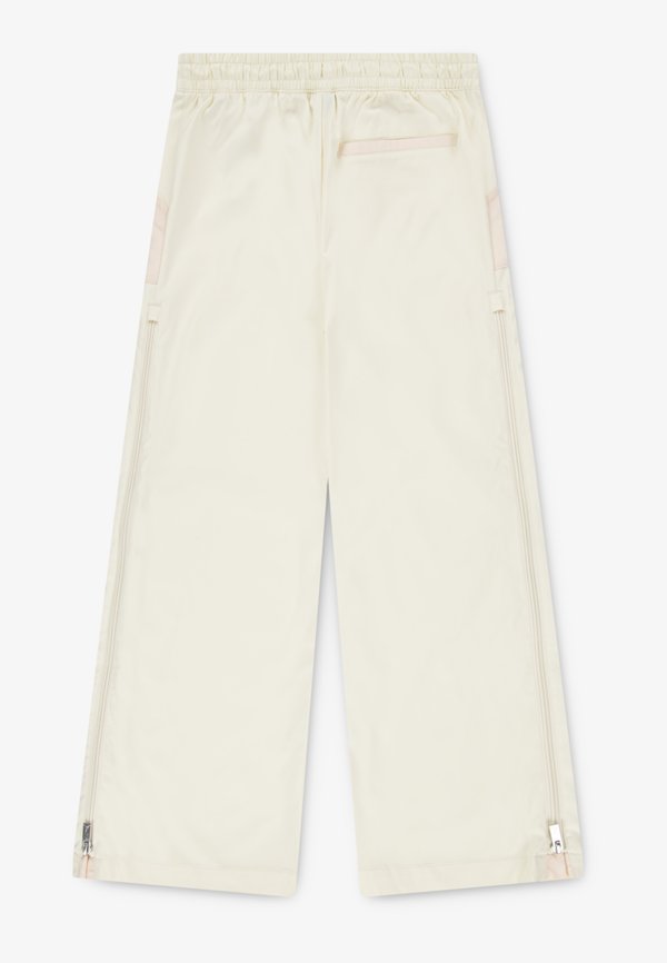 CRAFTED UTILITY PANT - Trousers - coconut milk2
