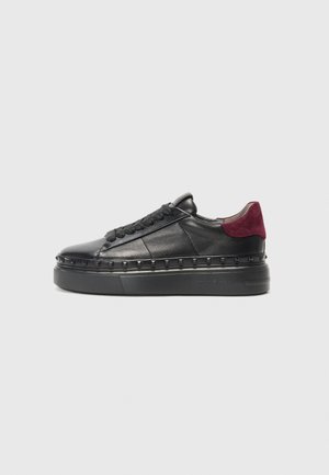 Baskets basses - schwarz