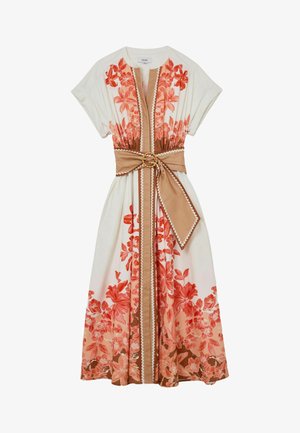 Midi-mekko, jossa on lyhyet hihat, kerma pohjaväri, korallinkukka-kuosi, ruskeat pystysuorat raidat ja leveä beige vyö kultaisella soljella.