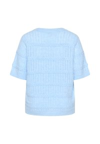 Suéter de punto de manga corta en azul claro con un patrón de zigzag texturizado en la espalda y escote redondeado.