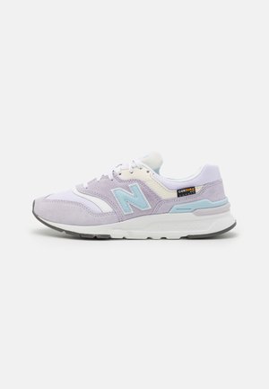 Sneakers laag - purple