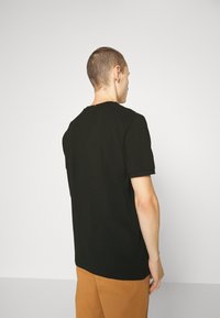 Les Deux Tricou basic - black