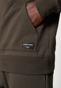Björn Borg CENTRE HOODIE - Mikina s kapucňou - peat