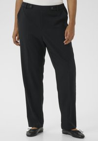 Pantalons larges noirs en tissu lisse, dotés de deux boutons à l'avant, de poches latérales et d'une coupe droite et ajustée.