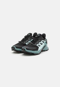 Salomon SUPERCROSS 4 GTX - Sapatilhas de trail running - black/trellis/yucca