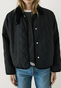 Massimo Dutti Winterjacke - black