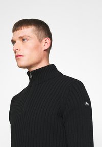 Schott PLECORAGE - Strickpullover - black